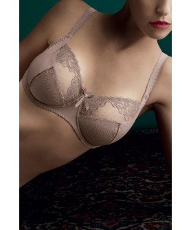 Soutien-gorge corbeille avec armatures