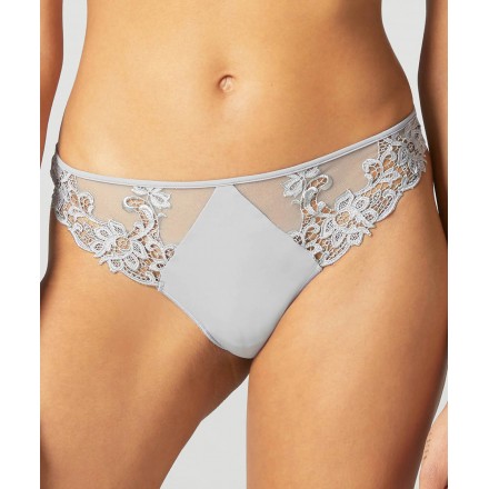 Tanga SIMONE PERELE SAGA PAON