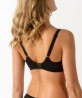 Soutien-gorge moulé avec armatures