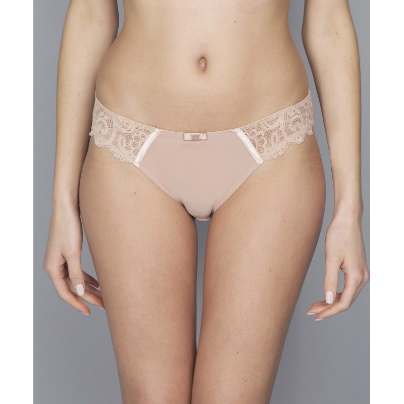 https://www.falbalas-lingerie.com/2719-thickbox_default/slip-maison-lejaby-gaby.jpg